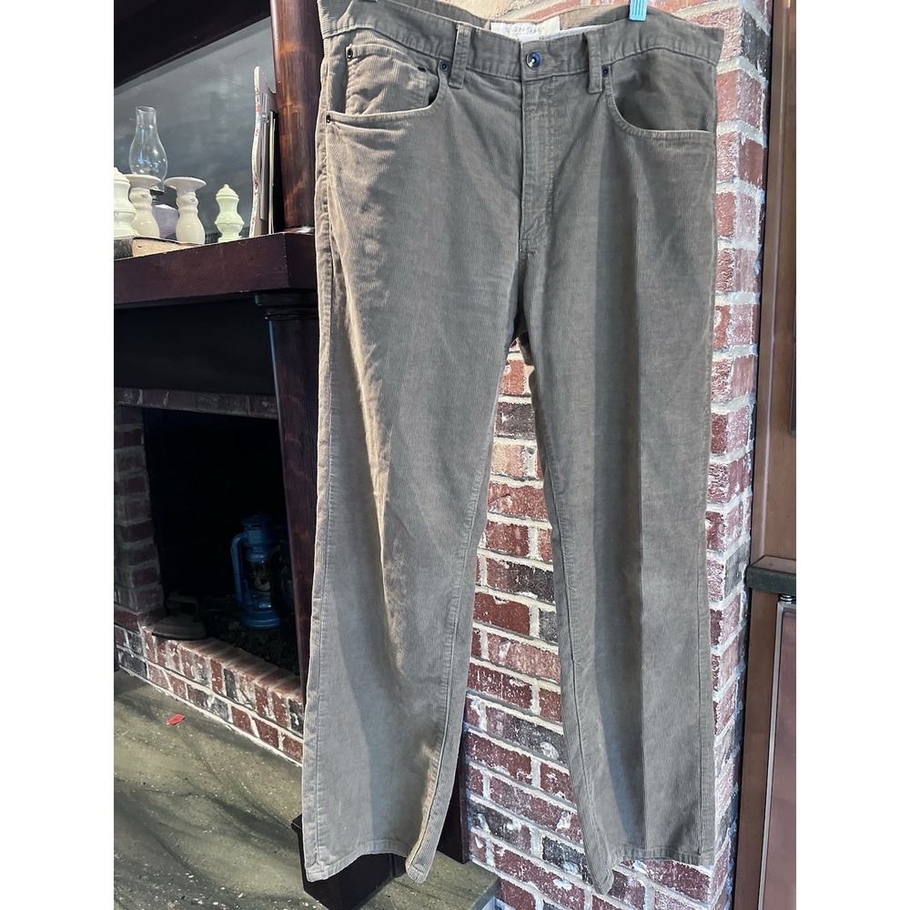 SONOMA GOODS FOR LIFE • PANTS Size 34/30 • Good condition